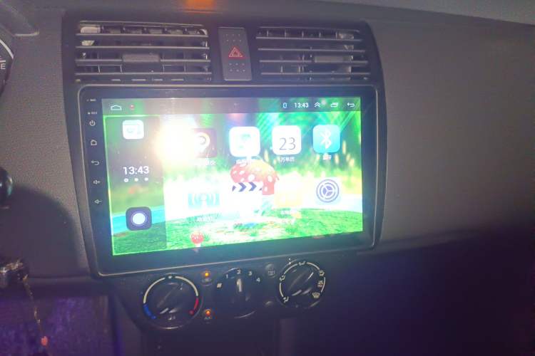 Used Suzuki Swift 2016 1.5L Automatic Fashionable Coolplay Edition Audio And AC Panel