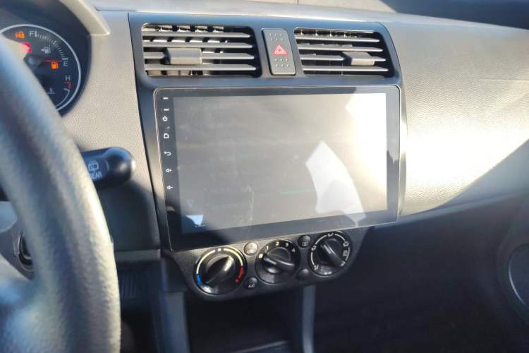 Used Suzuki Swift 2016 1.5L Automatic Fashionable Coolplay Edition Audio And AC Panel