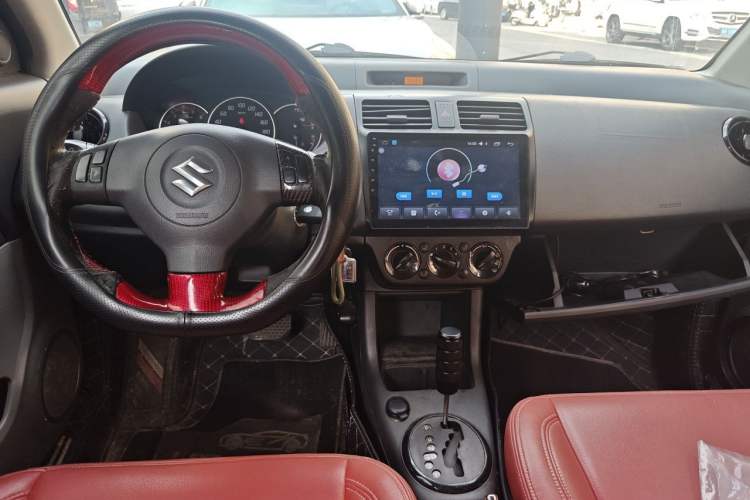 Used Suzuki Swift 2016 1.5L Automatic Fashionable Coolplay Edition Center Console