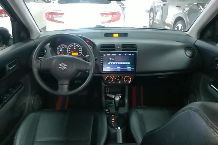 Used Suzuki Swift 2016 1.5L Automatic Fashionable Coolplay Edition Center Console
