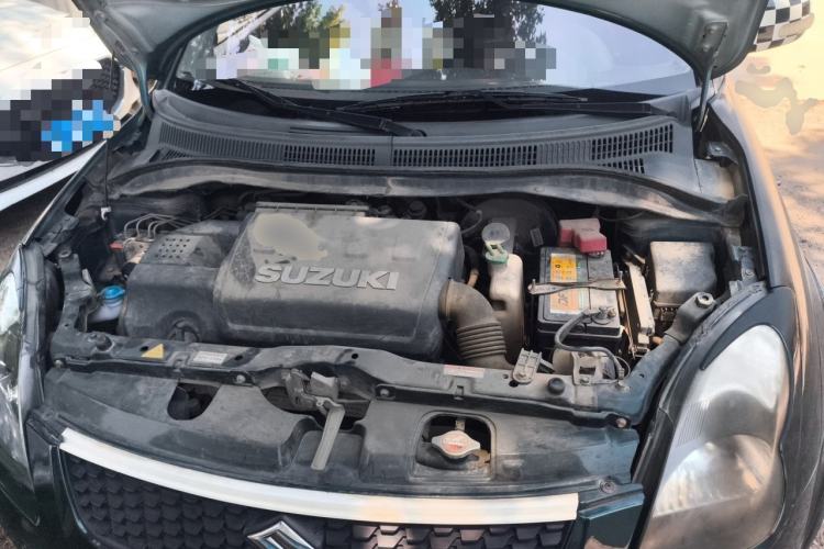 Used Suzuki Swift 2016 1.5L Automatic Fashionable Coolplay Edition Engine Bay