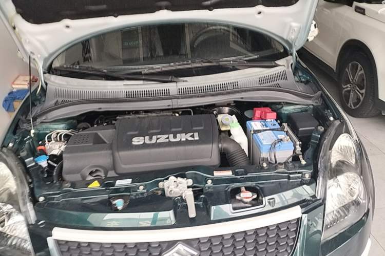 Used Suzuki Swift 2016 1.5L Automatic Fashionable Coolplay Edition Engine Bay