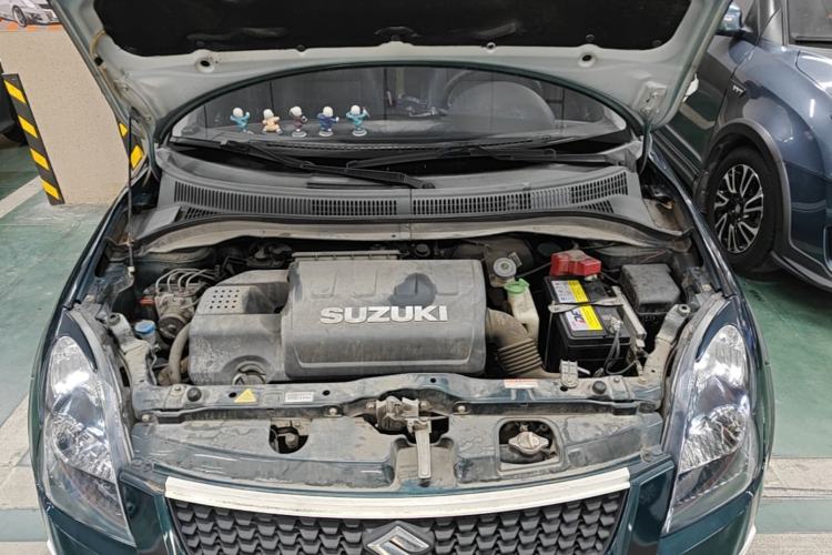 Used Suzuki Swift 2016 1.5L Automatic Fashionable Coolplay Edition Engine Bay
