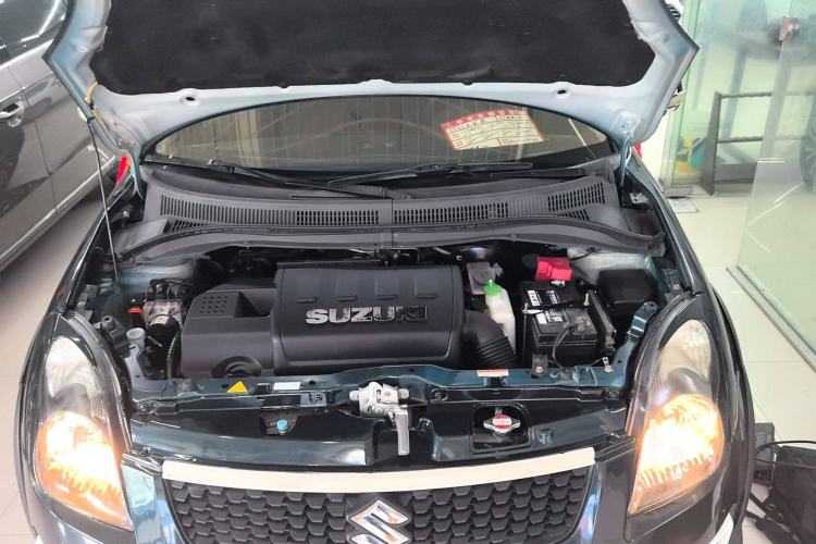 Used Suzuki Swift 2016 1.5L Automatic Fashionable Coolplay Edition Engine Bay