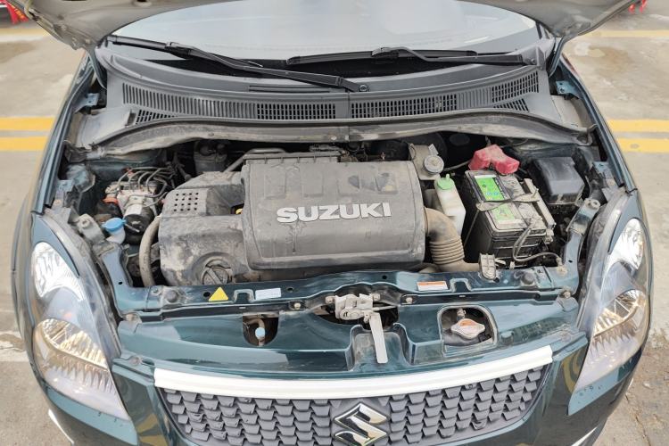 Used Suzuki Swift 2016 1.5L Automatic Fashionable Coolplay Edition Engine Bay
