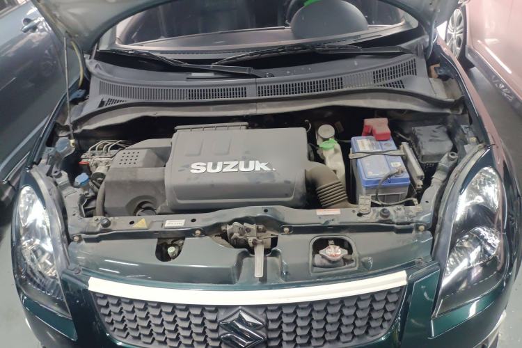 Used Suzuki Swift 2016 1.5L Automatic Fashionable Coolplay Edition Engine Bay