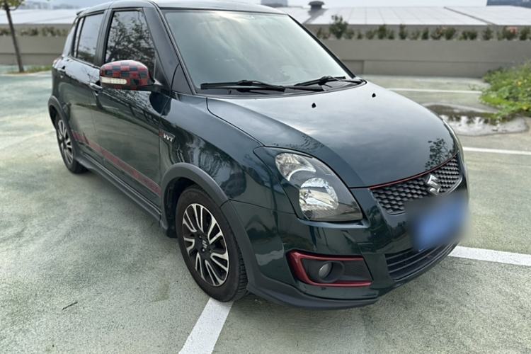 Used Suzuki Swift 2016 1.5L Automatic Fashionable Coolplay Edition Exterior 2
