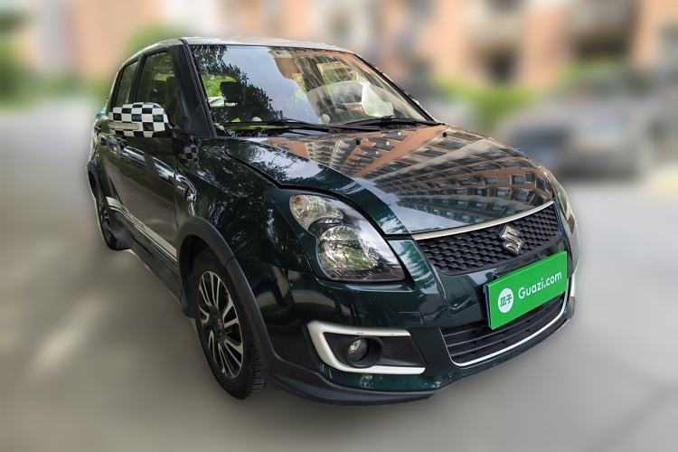 Used Suzuki Swift 2016 1.5L Manual Fashion Edition Cool Play Version Exterior 2