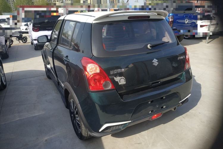 Used Suzuki Swift 2016 1.5L Automatic Fashionable Coolplay Edition Exterior 2