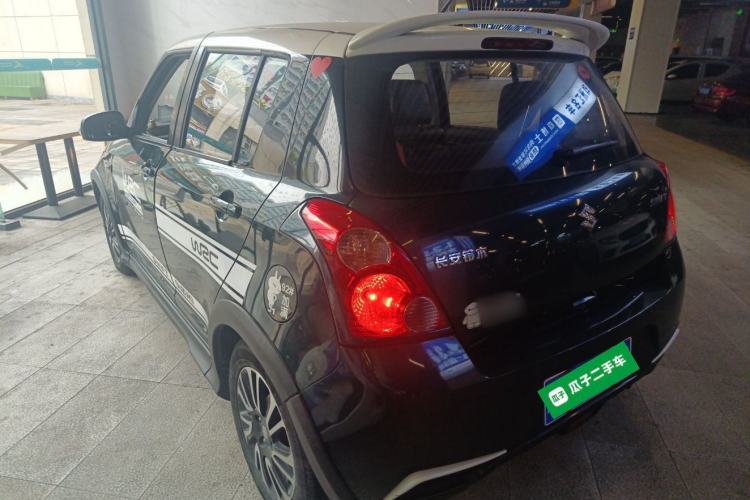Used Suzuki Swift 2016 1.5L Automatic Fashionable Coolplay Edition Exterior 2