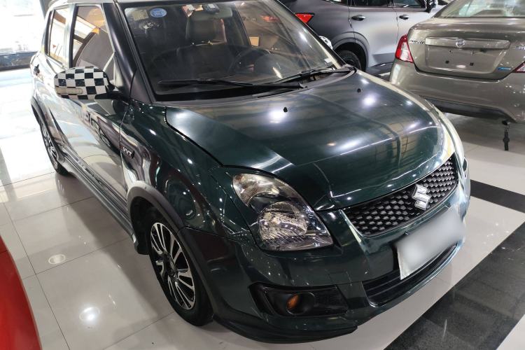 Used Suzuki Swift 2016 1.5L Automatic Fashionable Coolplay Edition Exterior 2