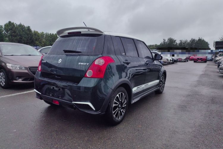 Used Suzuki Swift 2016 1.5L Automatic Fashionable Coolplay Edition Exterior 4