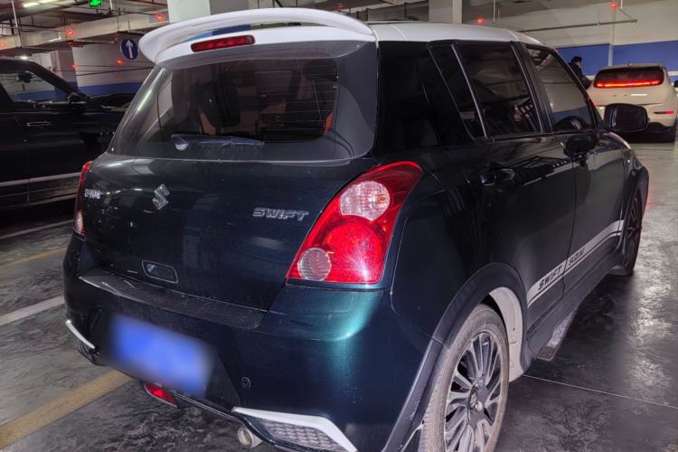 Used Suzuki Swift 2016 1.5L Automatic Fashionable Coolplay Edition Exterior 6