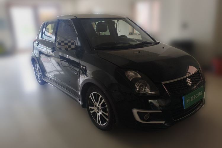 Used Suzuki Swift 2016 1.5L Automatic Fashionable Coolplay Edition Front Right 45 Deg