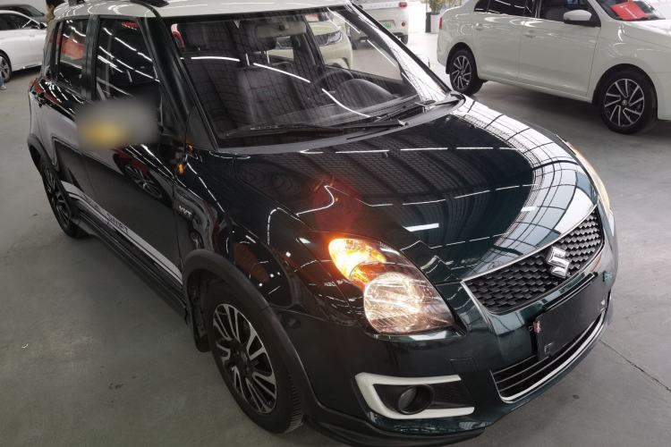 Used Suzuki Swift 2016 1.5L Automatic Fashionable Coolplay Edition Front Right 45 Deg