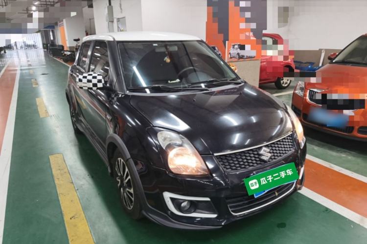 Used Suzuki Swift 2016 1.5L Automatic Fashionable Coolplay Edition Front Right 45 Deg