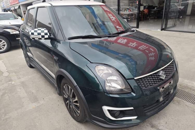 Used Suzuki Swift 2016 1.5L Automatic Fashionable Coolplay Edition Front Right 45 Deg