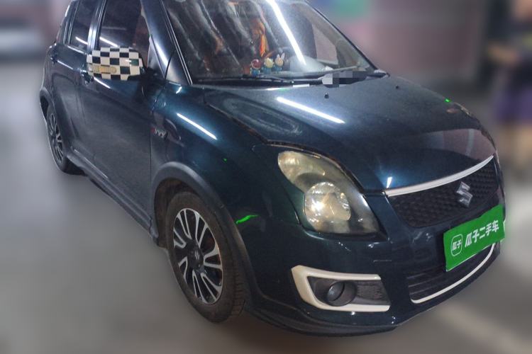 Used Suzuki Swift 2016 1.5L Automatic Fashionable Coolplay Edition Front Right 45 Deg
