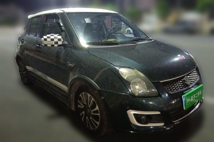 Used Suzuki Swift 2016 1.5L Automatic Fashionable Coolplay Edition Front Right 45 Deg