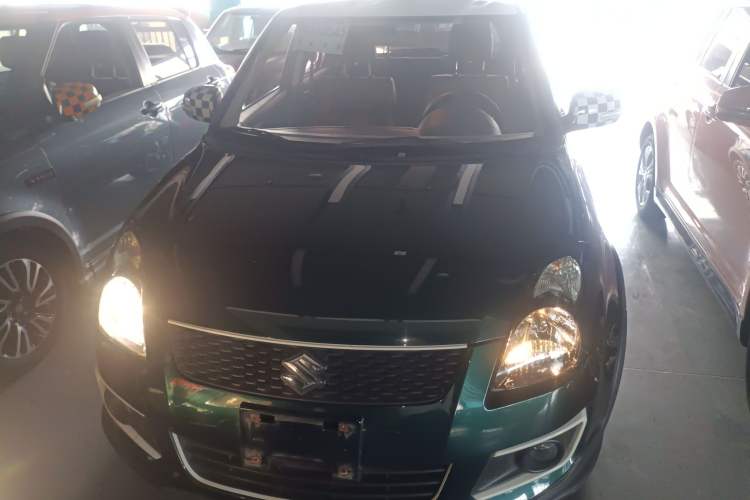 Used Suzuki Swift 2016 1.5L Automatic Fashionable Coolplay Edition Front