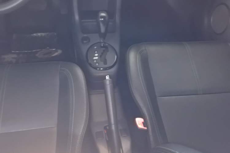 Used Suzuki Swift 2016 1.5L Automatic Fashionable Coolplay Edition Gear Lever