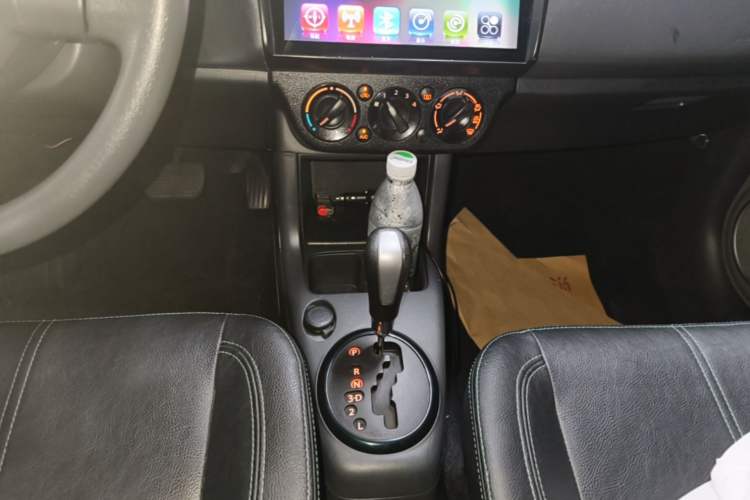 Used Suzuki Swift 2016 1.5L Automatic Fashionable Coolplay Edition Gear Lever