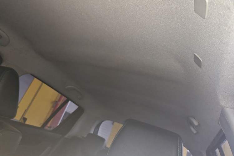 Used Suzuki Swift 2016 1.5L Automatic Fashionable Coolplay Edition Headliner