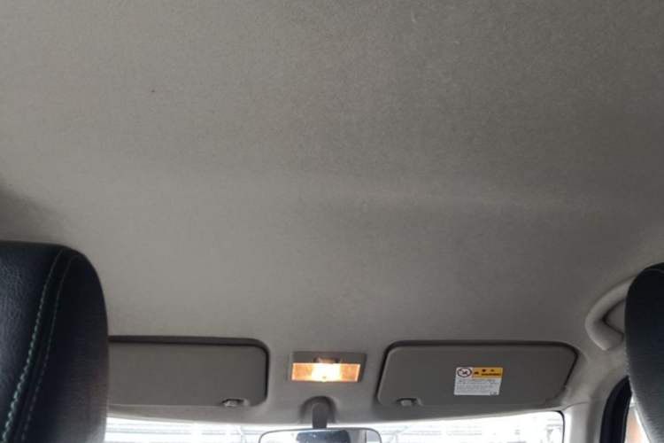 Used Suzuki Swift 2016 1.5L Automatic Fashionable Coolplay Edition Headliner