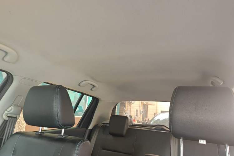 Used Suzuki Swift 2016 1.5L Automatic Fashionable Coolplay Edition Headliner