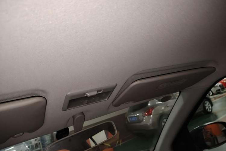 Used Suzuki Swift 2016 1.5L Automatic Fashionable Coolplay Edition Headliner