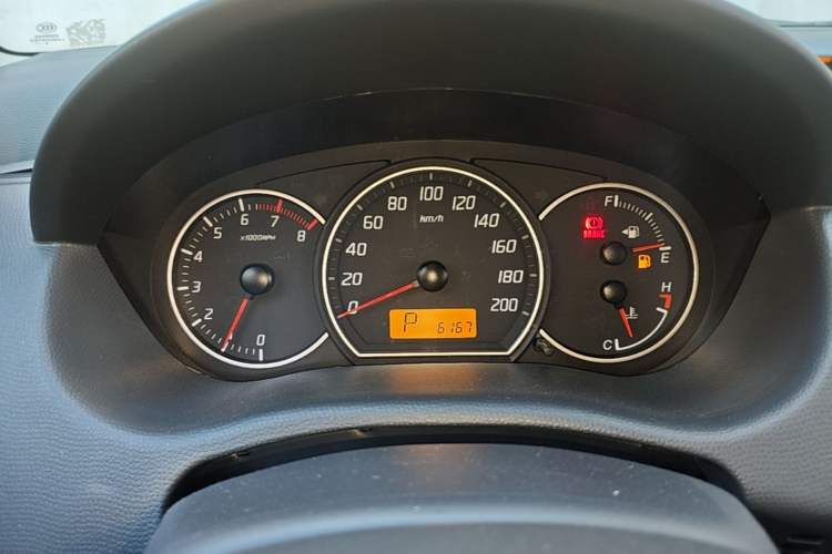 Used Suzuki Swift 2016 1.5L Automatic Fashionable Coolplay Edition Instrument Cluster