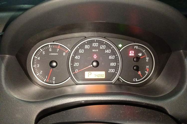 Used Suzuki Swift 2016 1.5L Automatic Fashionable Coolplay Edition Instrument Cluster