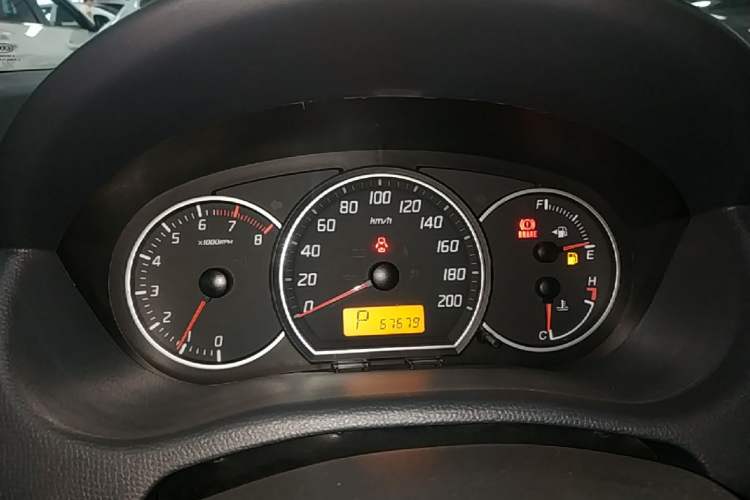 Used Suzuki Swift 2016 1.5L Automatic Fashionable Coolplay Edition Instrument Cluster
