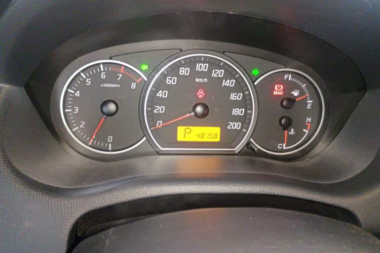 Used Suzuki Swift 2016 1.5L Automatic Fashionable Coolplay Edition Instrument Cluster