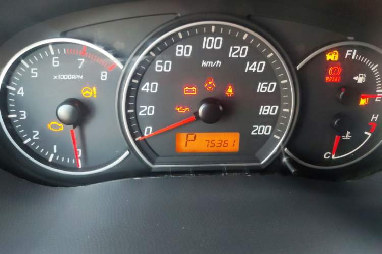 Used Suzuki Swift 2016 1.5L Automatic Fashionable Coolplay Edition Instrument Cluster
