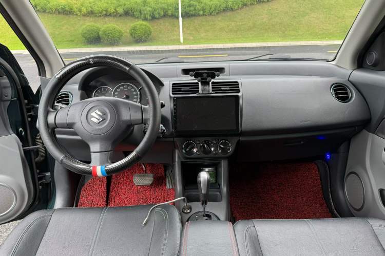 Used Suzuki Swift 2016 1.5L Automatic Fashionable Coolplay Edition Interior 1