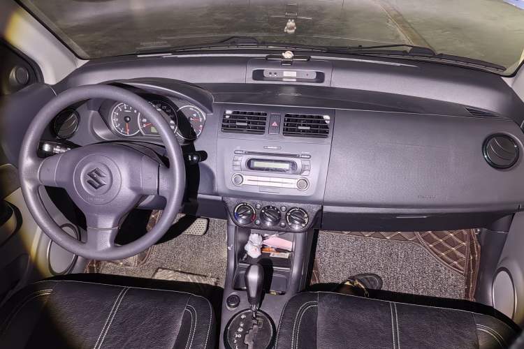 Used Suzuki Swift 2016 1.5L Automatic Fashionable Coolplay Edition Interior 1