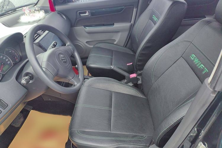 Used Suzuki Swift 2016 1.5L Automatic Fashionable Coolplay Edition Interior 2