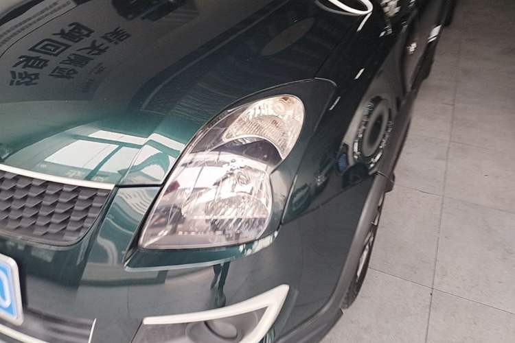 Used Suzuki Swift 2016 1.5L Automatic Fashionable Coolplay Edition Left Front Headlight