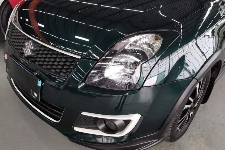 Used Suzuki Swift 2016 1.5L Automatic Fashionable Coolplay Edition Left Front Headlight