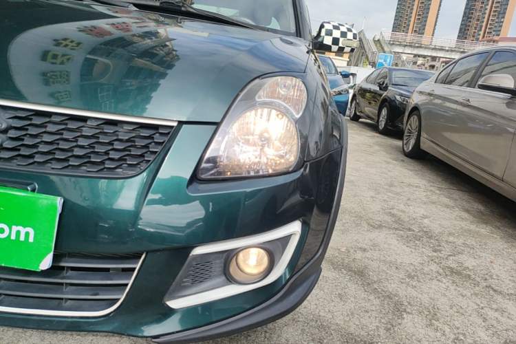 Used Suzuki Swift 2016 1.5L Automatic Fashionable Coolplay Edition Left Front Headlight