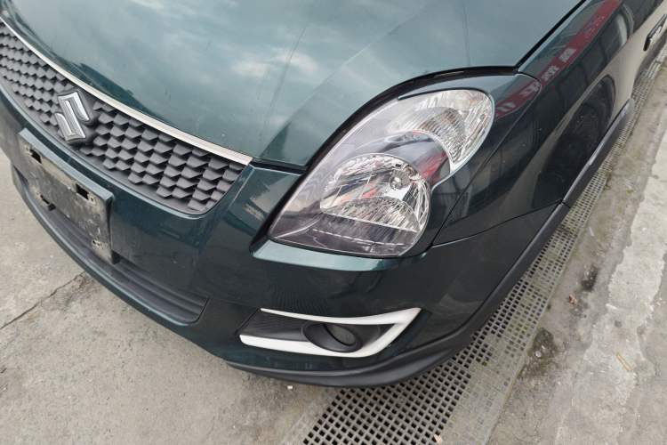 Used Suzuki Swift 2016 1.5L Automatic Fashionable Coolplay Edition Left Front Headlight