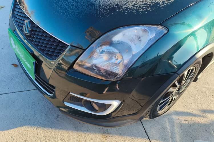 Used Suzuki Swift 2016 1.5L Automatic Fashionable Coolplay Edition Left Front Headlight