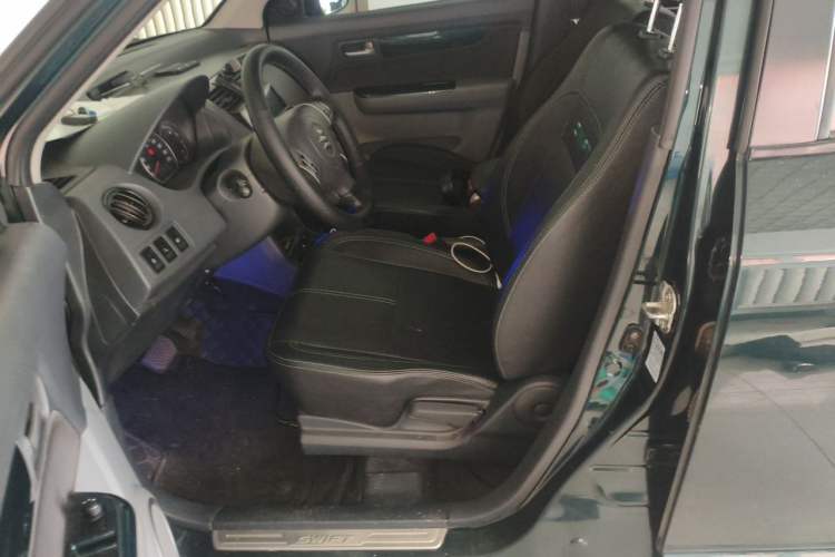 Used Suzuki Swift 2016 1.5L Automatic Fashionable Coolplay Edition Left Front Seat