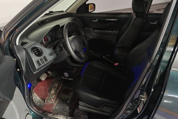 Used Suzuki Swift 2016 1.5L Automatic Fashionable Coolplay Edition Left Front Seat