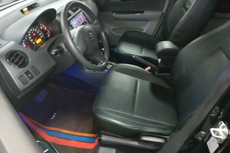 Used Suzuki Swift 2016 1.5L Automatic Fashionable Coolplay Edition Left Front Seat