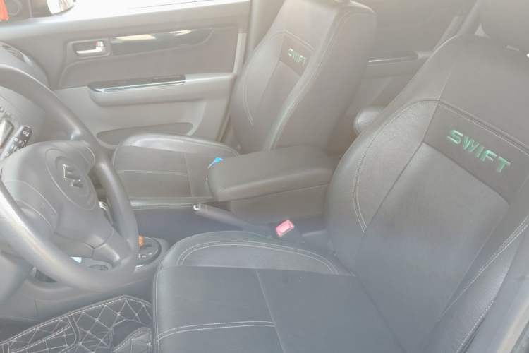 Used Suzuki Swift 2016 1.5L Automatic Fashionable Coolplay Edition Left Front Seat