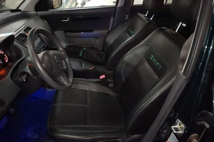 Used Suzuki Swift 2016 1.5L Automatic Fashionable Coolplay Edition Left Front Seat