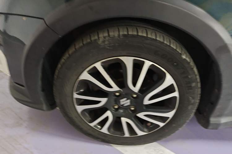 Used Suzuki Swift 2016 1.5L Automatic Fashionable Coolplay Edition Left Front Wheel Hub