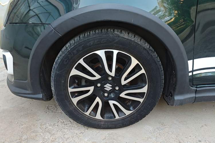 Used Suzuki Swift 2016 1.5L Automatic Fashionable Coolplay Edition Left Front Wheel Hub